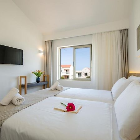 Lotus Hotel Apartments 加藤-达拉特索 外观 照片