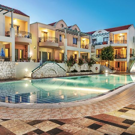 Lotus Hotel Apartments 加藤-达拉特索 外观 照片