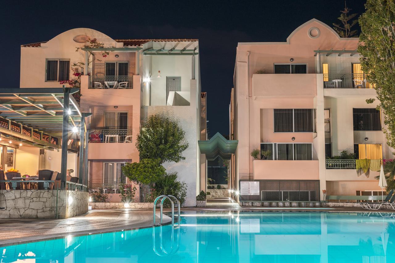 Lotus Hotel Apartments 加藤-达拉特索 外观 照片