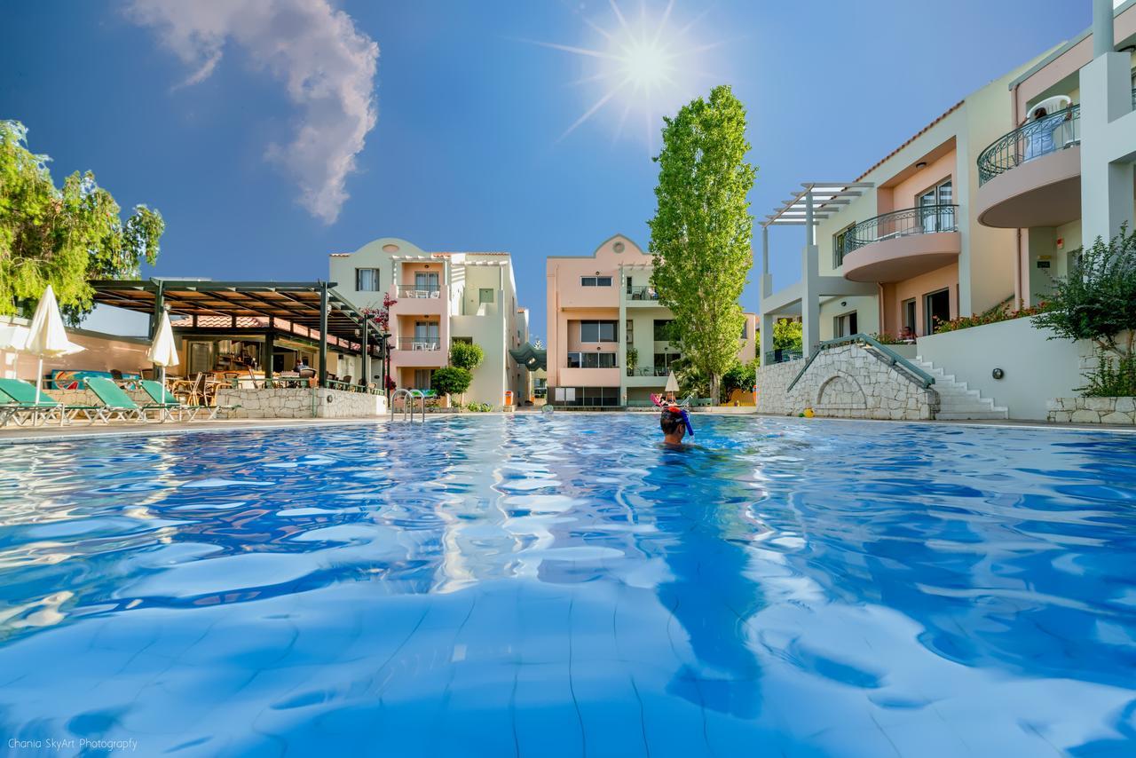 Lotus Hotel Apartments 加藤-达拉特索 外观 照片